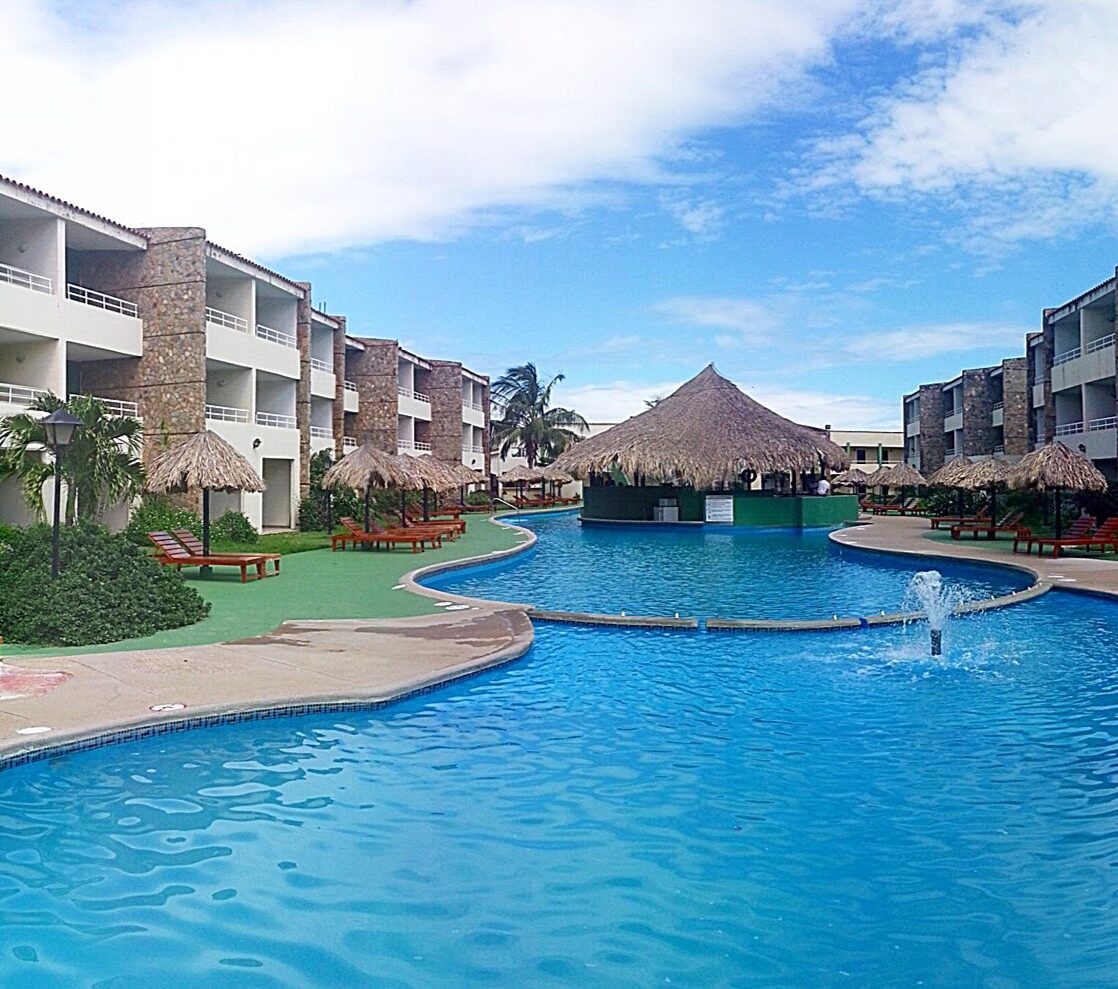 Hotel Kokobay · 3