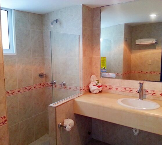 Hotel Kokobay · 4