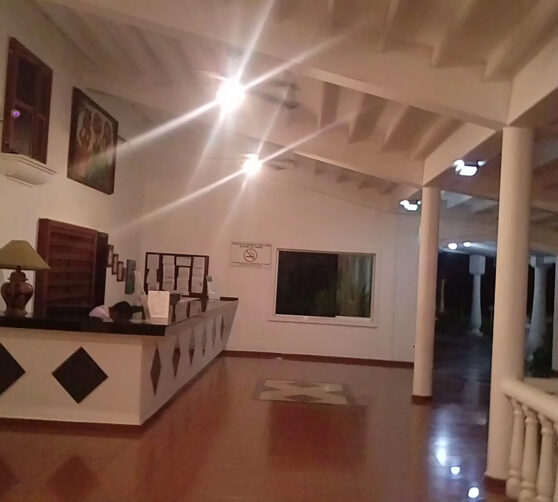 Hotel Le Flamboyant · 4