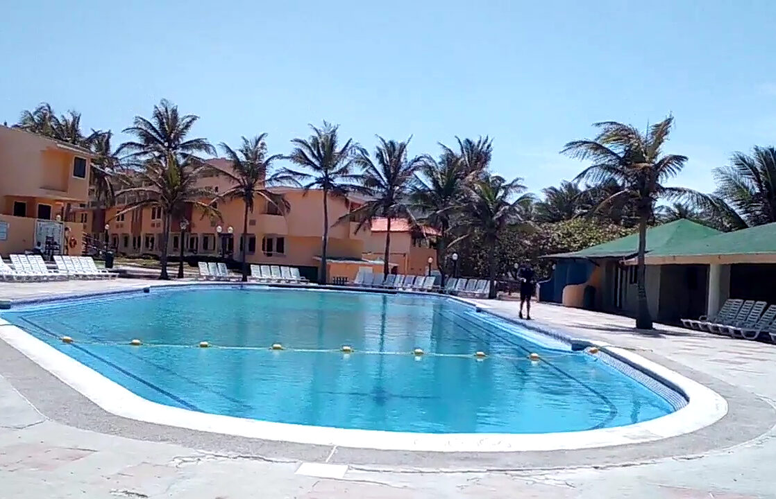 Hotel Portofino Mare Beach Resort · 3