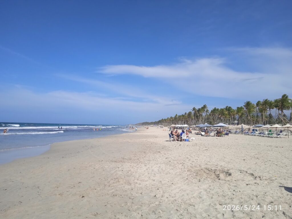 La Costa - Playa El Agua Hotel, C.A · 5