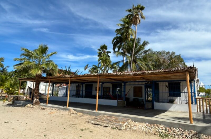 La Cotorra Inn · 1
