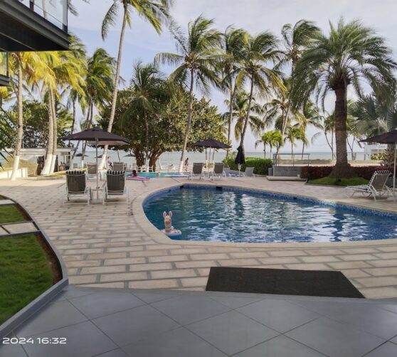 Yaque Beach Hotel · 4