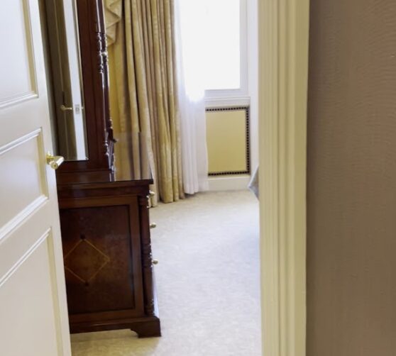 The Goring · 4