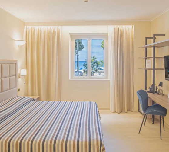 Grande Albergo · 5