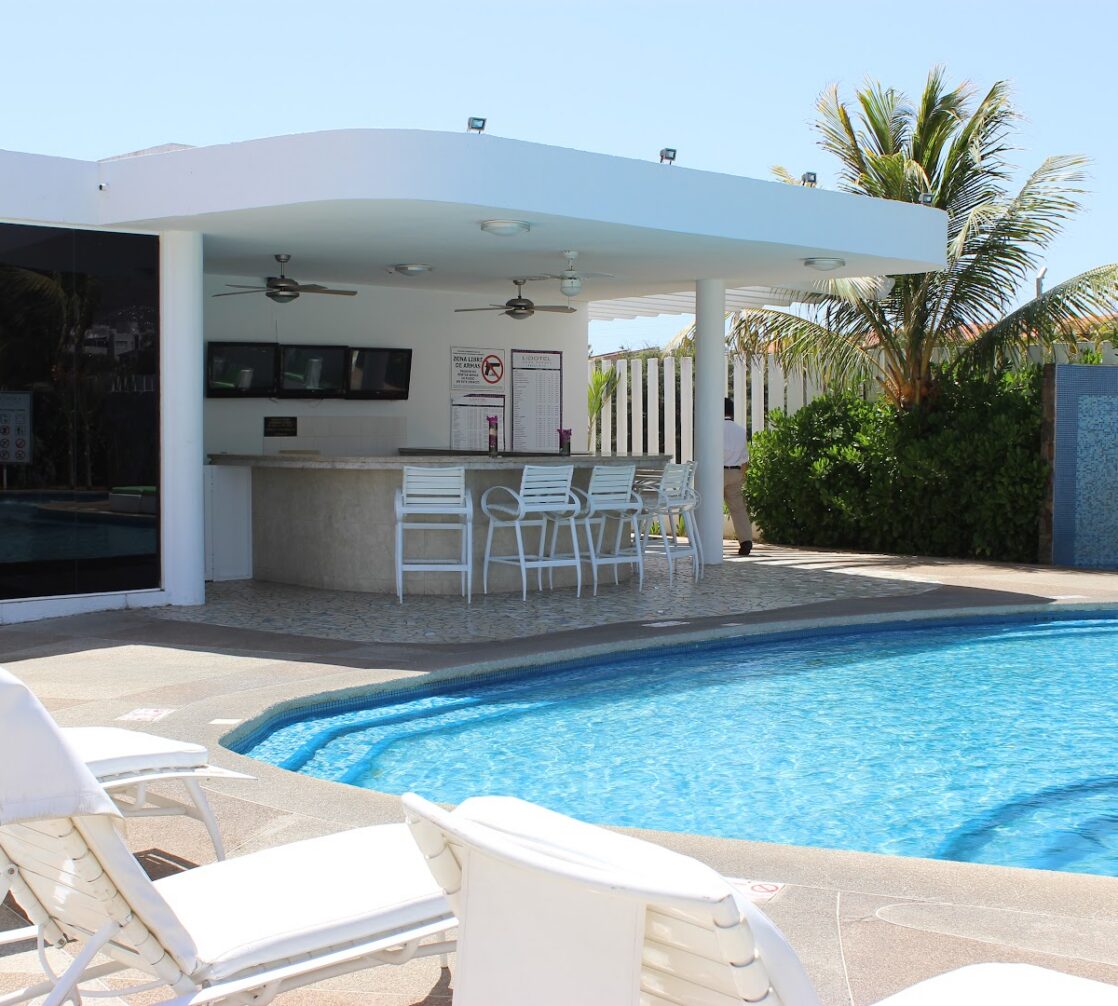 Agua Dorada Beach Hotel · 3